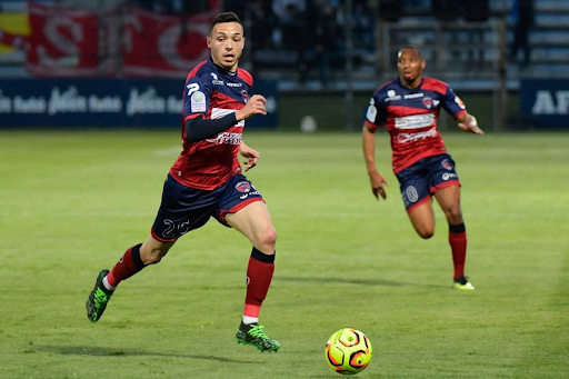 soi-keo-tran-dau-giua-hai-doi-tuyen-clermont-foot-vs-estac-troyes-2000-ngay-18-09-2022-ligue-1