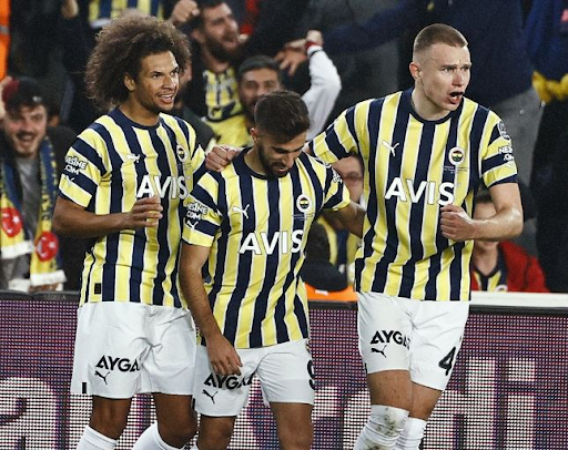 soi-keo-tran-dau-giua-hai-doi-tuyen-fenerbahce-vs-rennes-2345-ngay-27-10-2022-europa-league